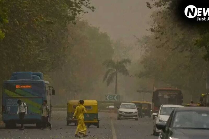 UP वाले रहें सतर्क! अगले 3 घंटे में आंधी-तूफान और बारिश का अलर्ट, 90 की रफ्तार से चलेंगी हवाएं​