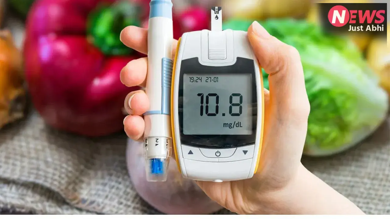 Diabetes Diet: डायबिटीज में ये 5 फल बन सकते हैं ब्लड शुगर के दुश्मन! खाने से पहले जरूर जान लें ये बात​