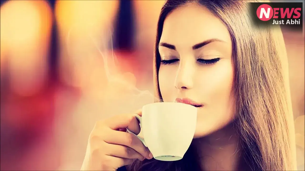 Tea/Coffee After Meal: खाना खाने के तुरंत बाद चाय या कॉफी पीना सही है? जानिए क्या कहते हैं एक्सपर्ट​