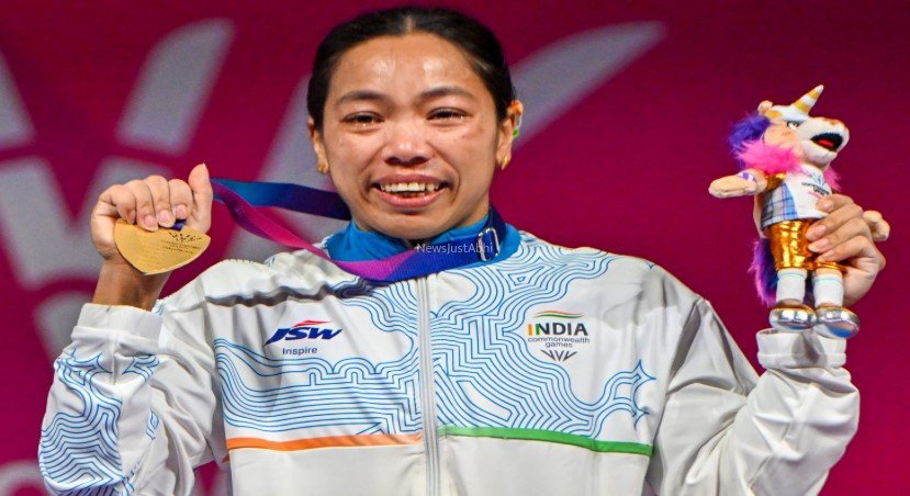 भारत के लिए पहला स्वर्ण पदक जीतने पर मीराबाई चानू बोलीं- ‘ध्यान रिकॉर्ड पर नहीं, प्रदर्शन पर था’​