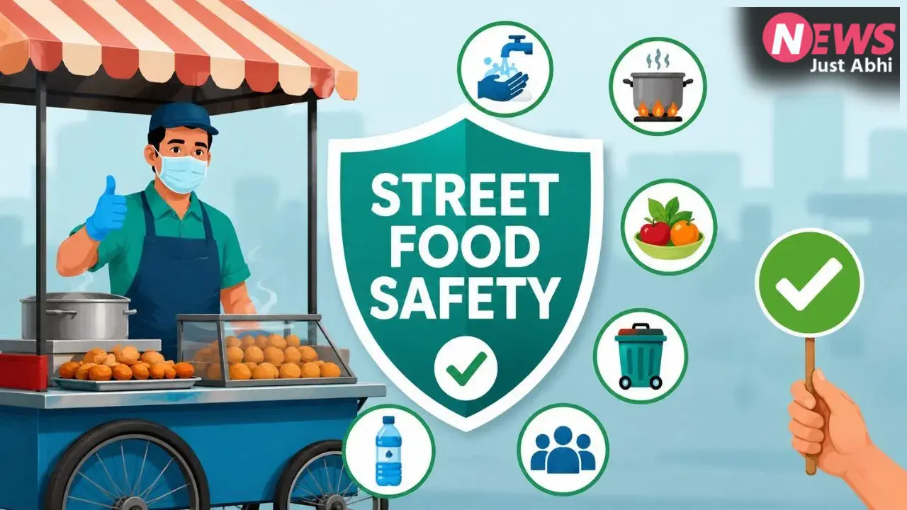Monsoon Street Food: क्या बारिश में स्ट्रीट फूड खाना सुरक्षित है? जानें किन बीमारियों का बढ़ता है खतरा