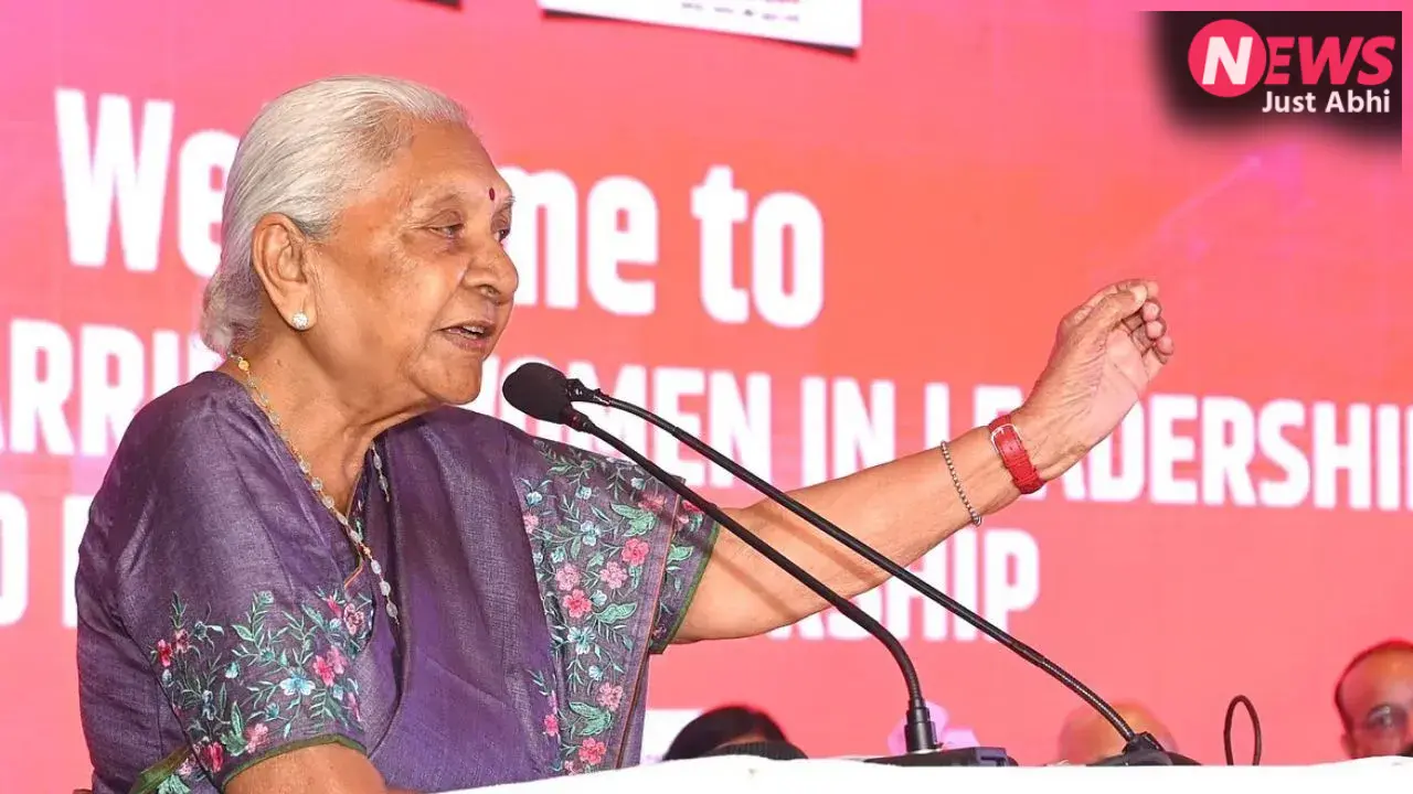 पढ़ाई के दौरान लड़कियां प्रेग्नेंट हो जाती हैं…सरकार पर आती है जिम्मेदारी, UP की राज्यपाल ने क्यों कहा ऐसा?