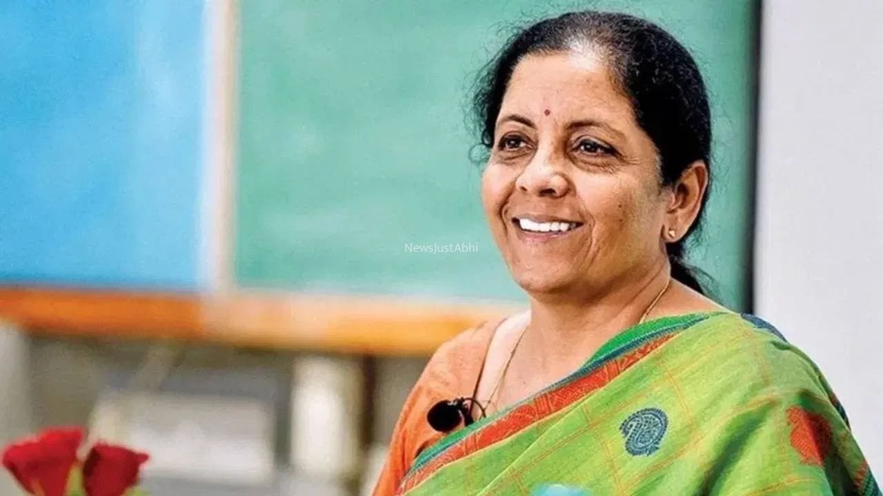 ITR भरने वालों के लिए खुशखबरी! वित्त मंत्री बोलीं- ईमानदार करदाताओं को न करें परेशान​