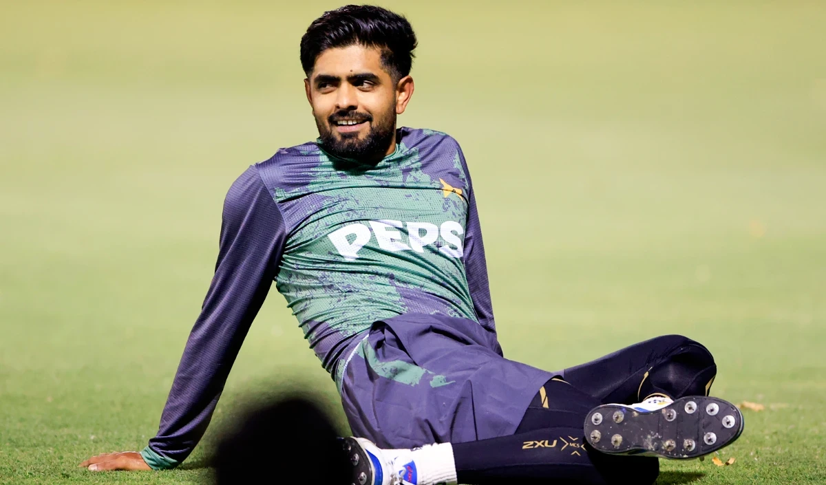 इंग्लैंड टेस्ट सीरीज़ से पहले Babar Azam को चोट का डर, वॉर्म-अप से बाहर​