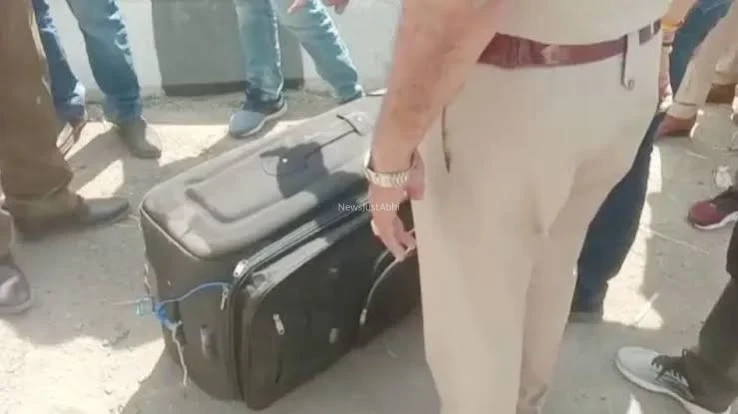 पहले बिहार से दिल्ली लाया… फिर सूटकेस में बंद कर फेंक दी लाश…जिस पर भरोसा किया, उसी पर कत्ल का आरोप…खौफनाक कत्ल का राज खुलते ही पुलिस भी हैरान…