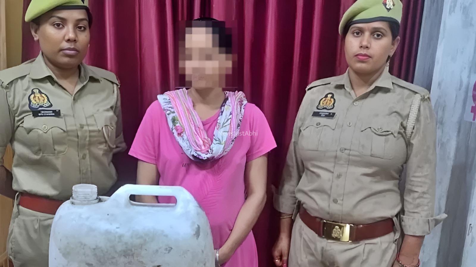 ​​​पीलीभीत में 2 साल​​ पुराने प्यार का खौफनाक अंत! ब्वॉयफ्रेंड के सिर पर रॉड से किया वार, बेहोश होते ही डीजल डालकर लगा दी आग, वारदात के खुलासे से मचा हड़कंप​​​​