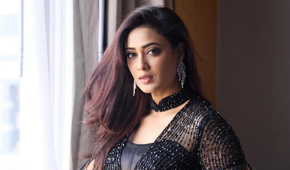 ऑनलाइन ग्रॉसरी में मिला कॉकरोच! भड़कीं Shweta Tiwari ने महाराष्ट्र FDA कमिश्नर तुकाराम मुंढे से लगाई गुहार