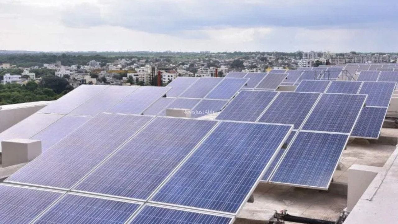 भारत के 17 गुना सोलर बूम से चीन में बढ़ी चिंता, वायरल पोस्ट ने मचाई हलचल​