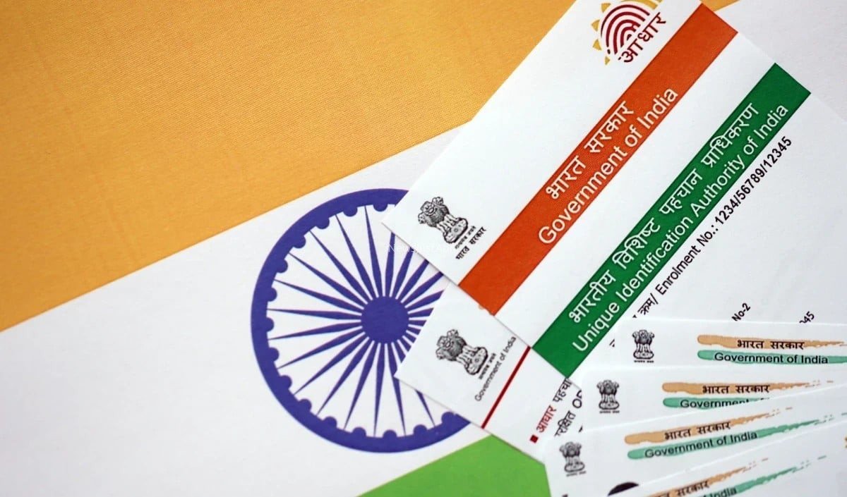 Aadhaar Card खो जाने पर न करें अनदेखी, Delhi Police Portal पर ऐसे दर्ज कराएं Online Report​