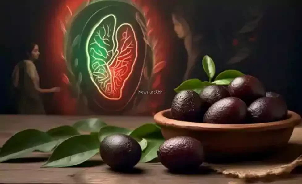 दवाएं छोड़ दीजिए, लिवर को फिर से ताकतवर बनाने का देसी नुस्खा छिपा है इस फल में। जानिए कैसे