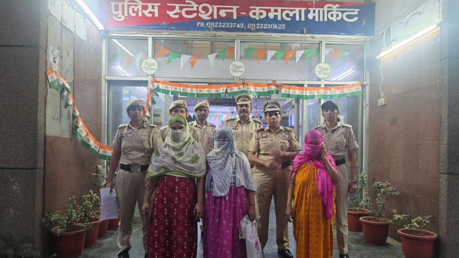 ​​फोन पर बेटी ने मां से लगाई गुहार, सिसकते हुए बोली- मुझे GB रोड के कोठा नंबर 58 से बचा लो, रुला देगी 8 साल के बच्चे की कहानी